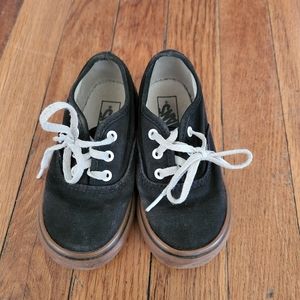 Toddler 8 vans